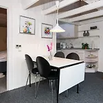 6 Person On A In Semesterbostad Hemmet