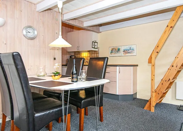 Feriehus 6 Person On A In *